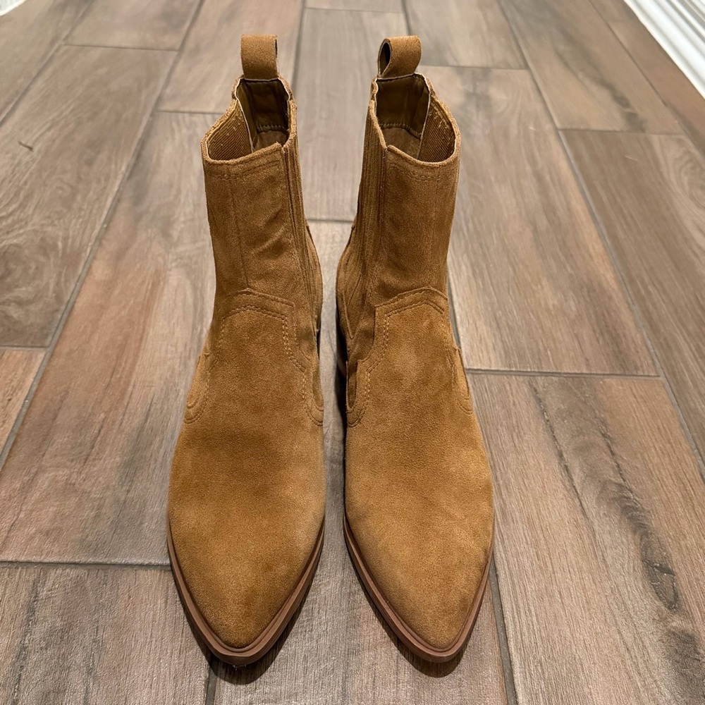 Dolce Vita Brylee H2O Brown Suede Heeled Boots | 8.5W - Picture 4 of 11